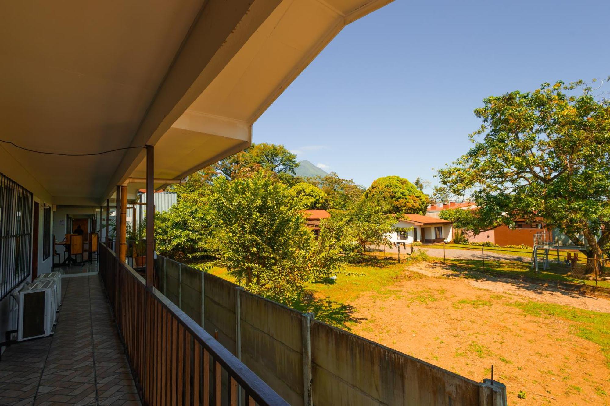 Arenal Sloth Hostel La Fortuna Εξωτερικό φωτογραφία